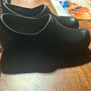 Crocs nursing shoes